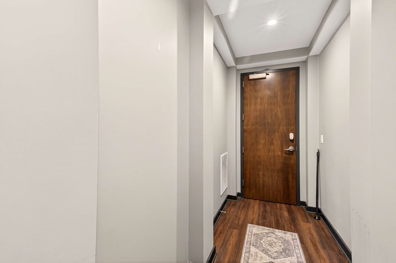 1510 Demonbreun St #904, Nashville, TN 37203