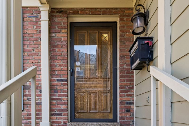 24 Washington Pk, Nashville, TN 37205