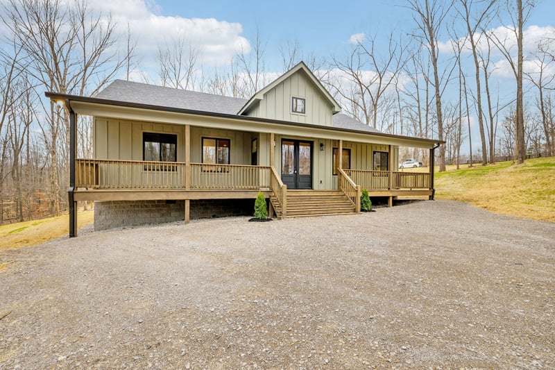 6384 Old Natchez Trce, Santa Fe, TN 38482