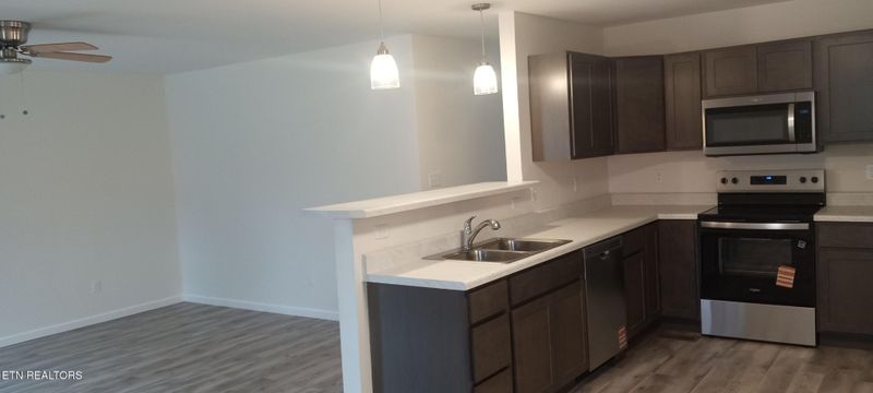 2740 Carson Ave, Knoxville, TN 37917