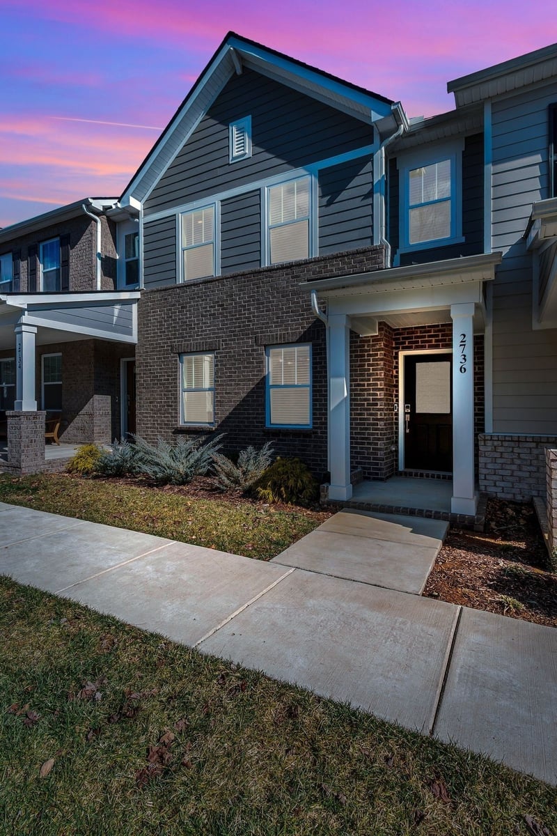 2736 Fordham St, Columbia, TN 38401