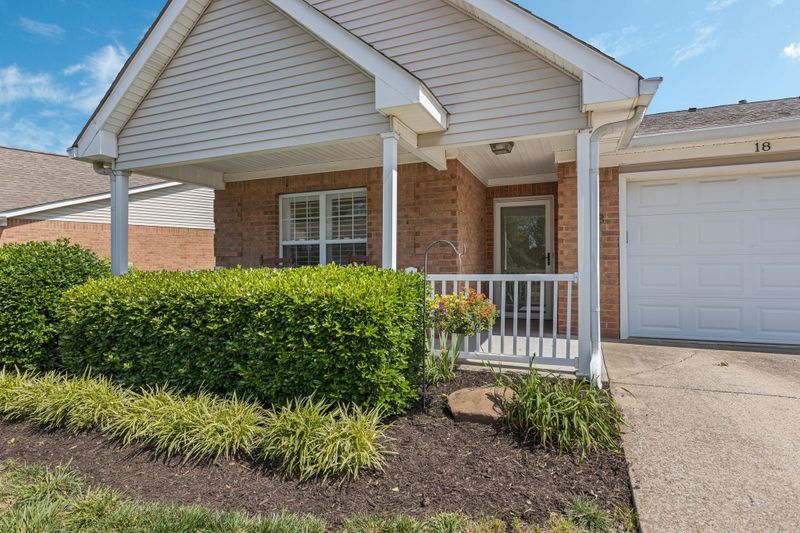 18 Holland Park Ln, Franklin, TN 37069