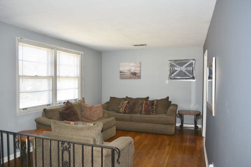 3211 Panorama Dr, Nashville, TN 37218