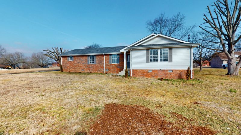 211 Freedom Dr, Lebanon, TN 37087