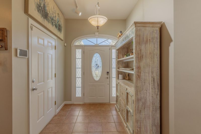 182 Century Dr, Rossville, GA 30741