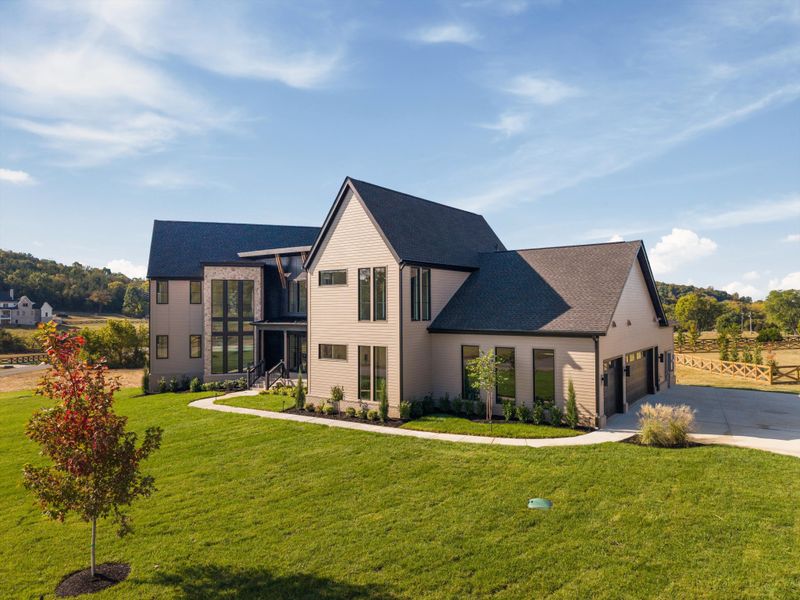 5181 Bond Mill Rd, Thompsons Station, TN 37179
