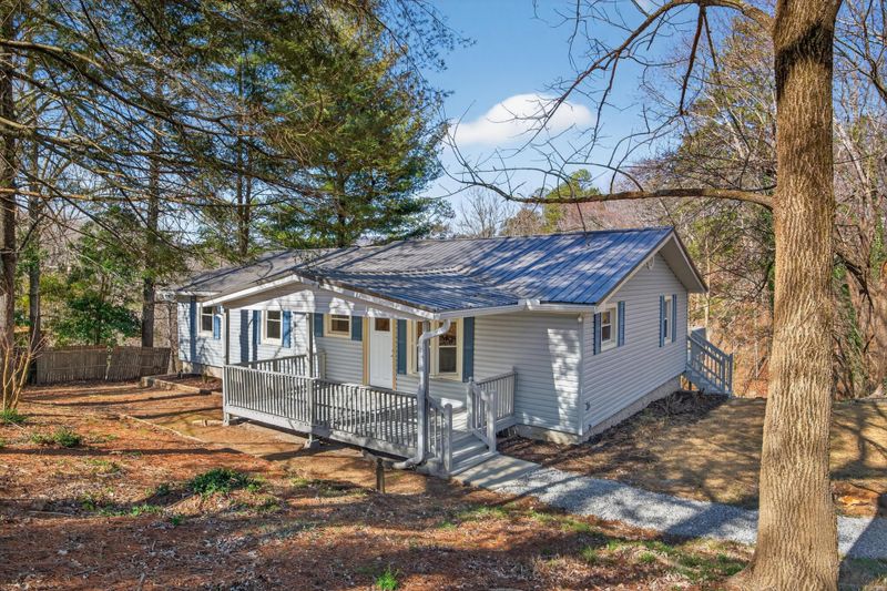 86 West Dr, Rossville, GA 30741