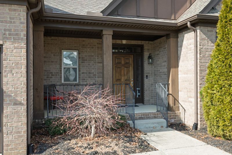 402 Everlee Ln, Mount Juliet, TN 37122