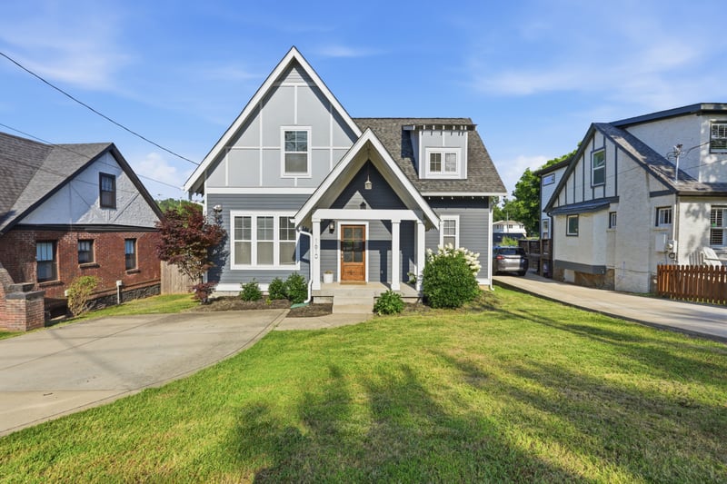 1610 Riverside Dr, Nashville, TN 37216