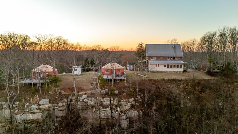 319 Lookout Dr, Rising Fawn, GA 30738