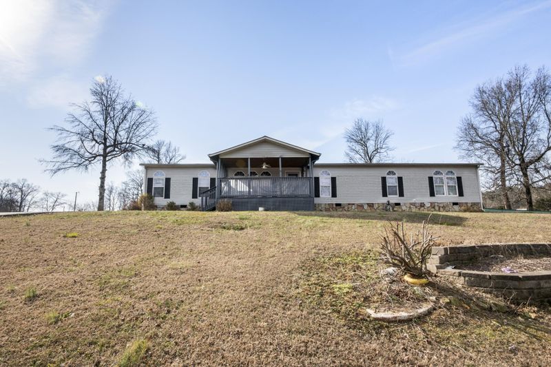 275 Falcon Cir, Chatsworth, GA 30705