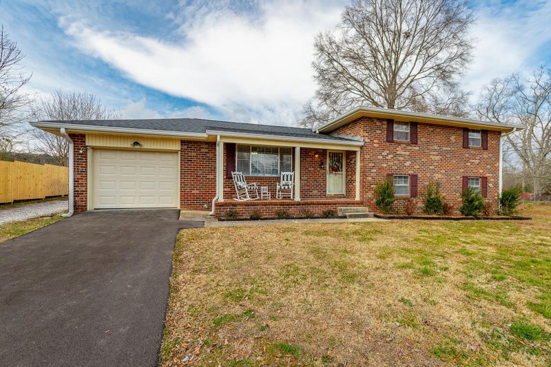 181 Sherry Dr, Ringgold, GA 30736
