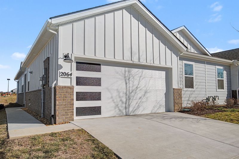 2064 Holmesburg Private Cir, Gallatin, TN 37066