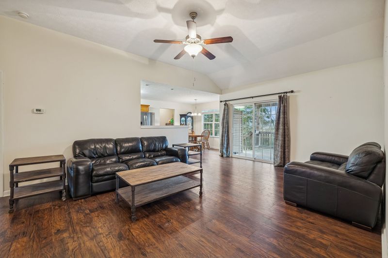 17 Andy Cir, Lebanon, TN 37087