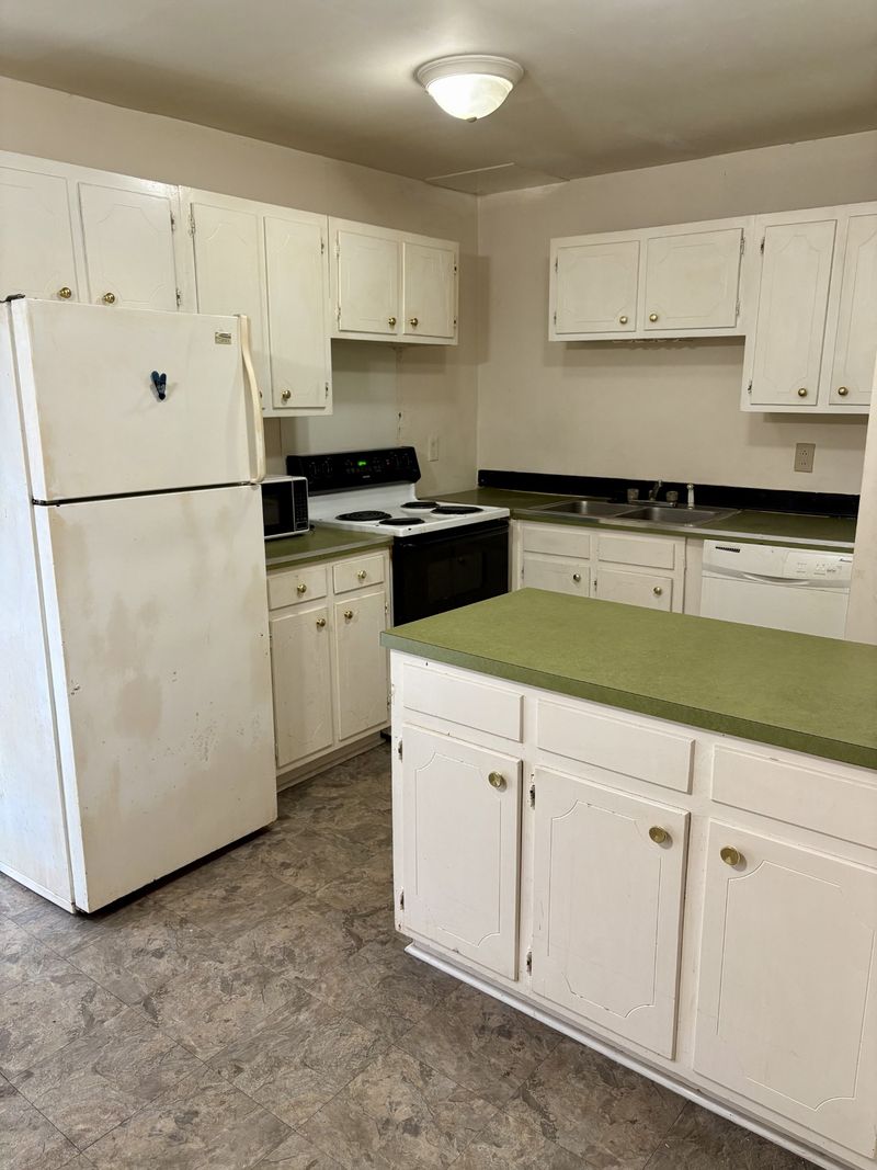 370 Wallace Rd #C9, Nashville, TN 37211