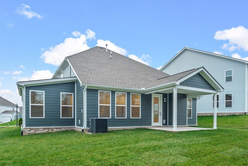 666 Conifer Dr, Spring Hill, TN 37174