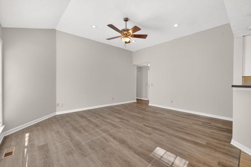 119 Heritage Cir, La Vergne, TN 37086