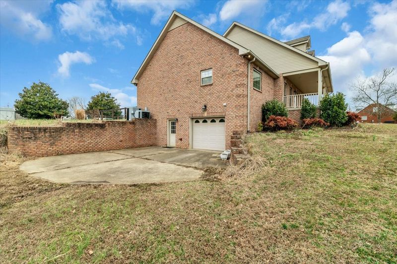3755 Thomasville Rd, Chapmansboro, TN 37035