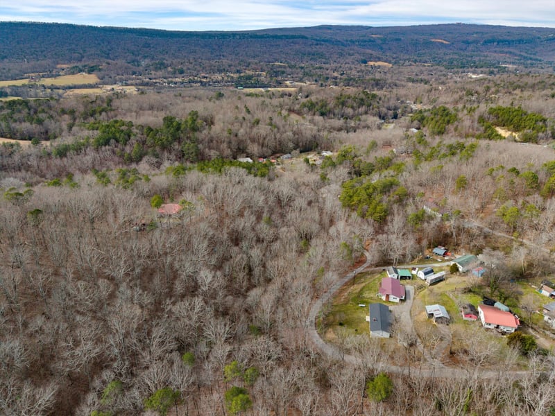 155 Crestline Dr, Rossville, GA 30741