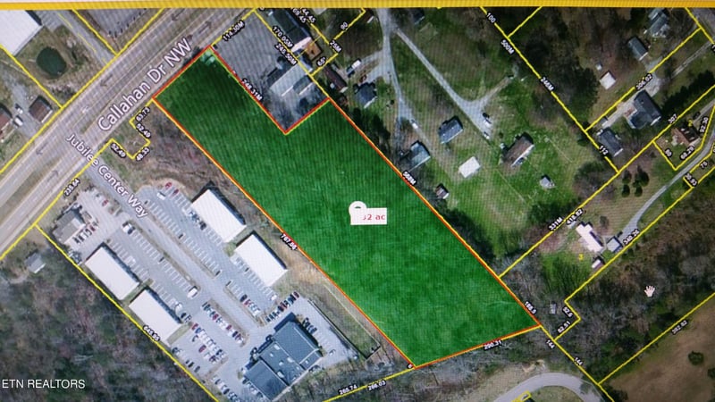 1342 Callahan Dr, Knoxville, TN 37912