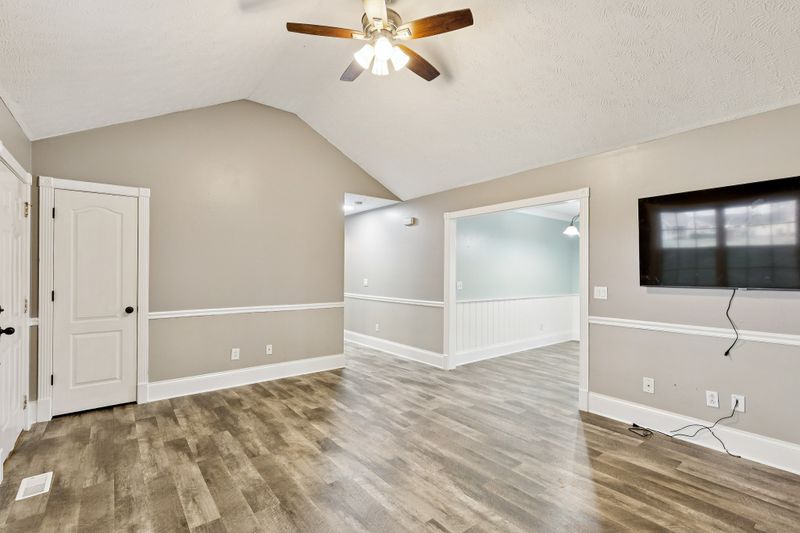 106 Hereford Ct, Murfreesboro, TN 37129