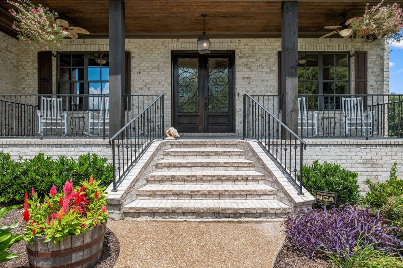 645 Legends Crest Dr, Franklin, TN 37069