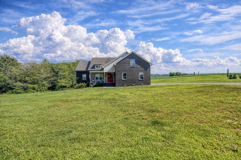 29490 Highway 49 E, Orlinda, TN 37141