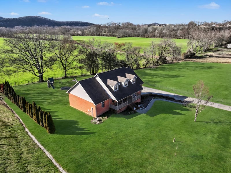 48 Fox Run Ln, Carthage, TN 37030
