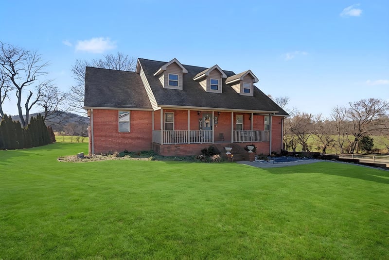48 Fox Run Ln, Carthage, TN 37030