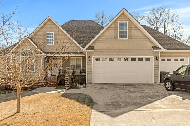 59 Honeysuckle Dr, Rock Spring, GA 30739