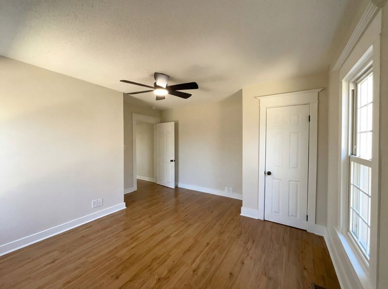 415 Oakview Dr, Columbia, TN 38401