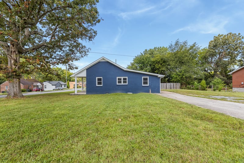 122 22nd Ave E, Springfield, TN 37172