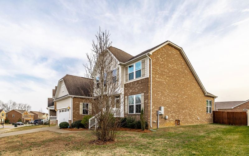 418 Goodman Dr, Gallatin, TN 37066