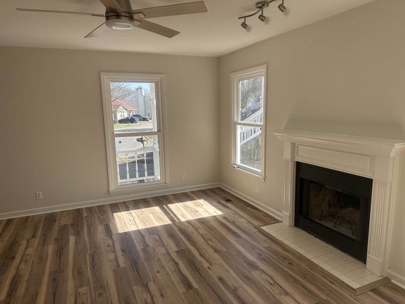 1010 Silver Point Dr, Murfreesboro, TN 37130