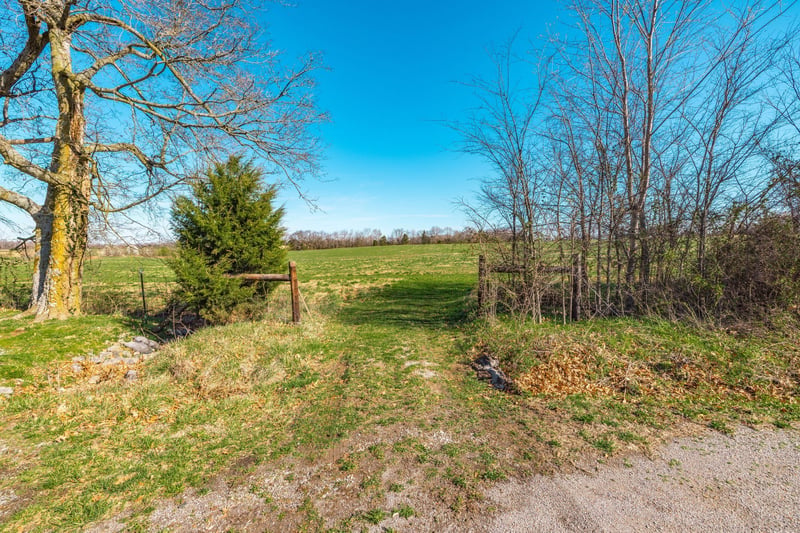 0 Clearview Rd, Cottontown, TN 37048