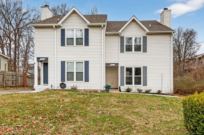 1211 Waggoner Dr, Nashville, TN 37214