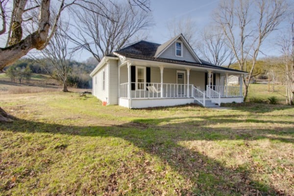 274 Club Springs Rd, Elmwood, TN 38560