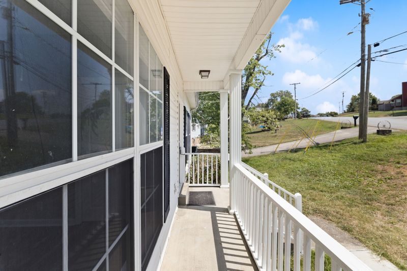 118 Stoneridge Pkwy, La Vergne, TN 37086