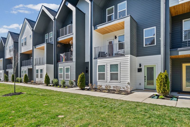 550 Markham St #33, Nashville, TN 37214