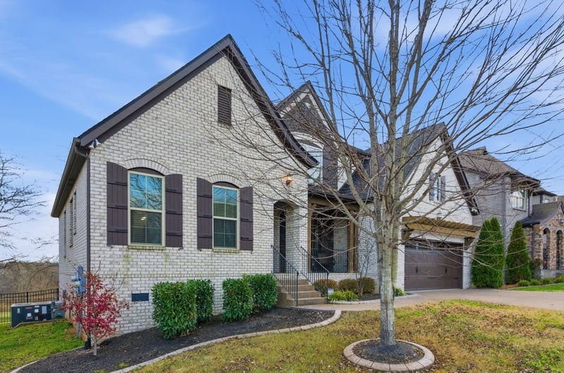 5177 Mountainbrook Cir, Hermitage, TN 37076