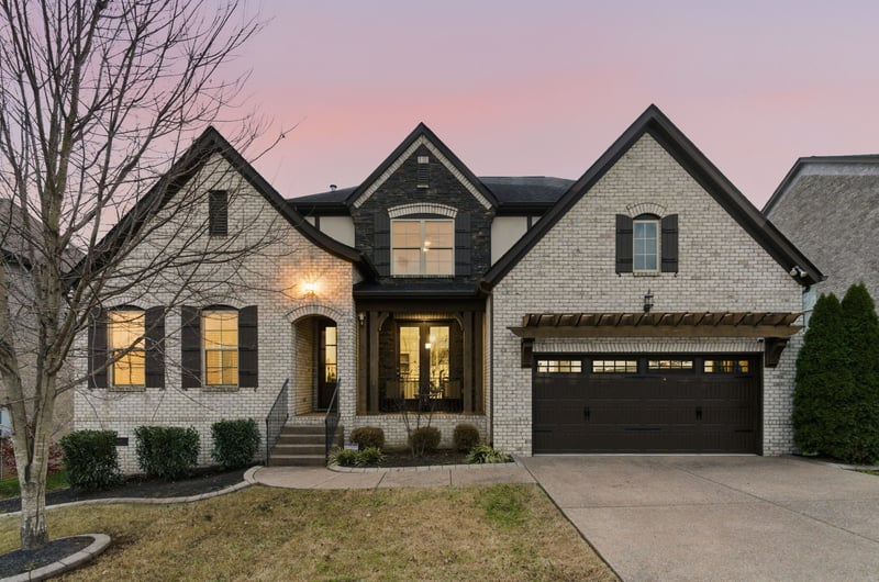 5177 Mountainbrook Cir, Hermitage, TN 37076