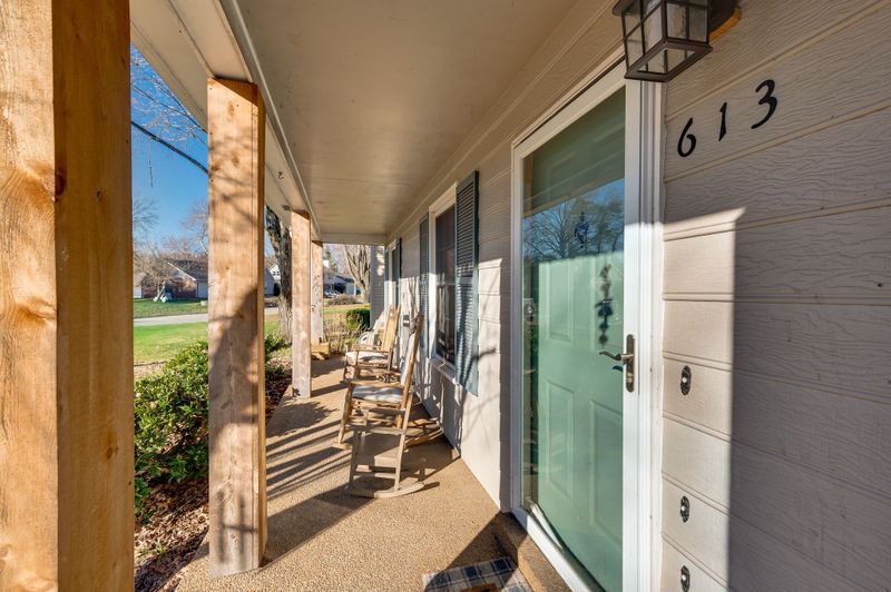 613 Shadycrest Ln, Franklin, TN 37064