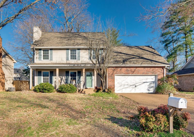 613 Shadycrest Ln, Franklin, TN 37064