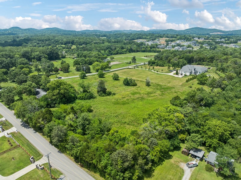 1177 Waller Rd, Brentwood, TN 37027