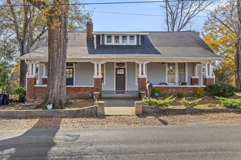 207 Culberson Ave, La Fayette, GA 30728