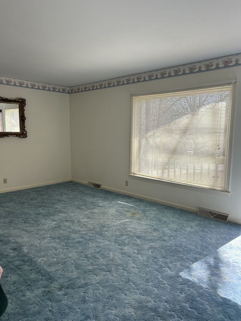 120 Ravenwood Cir, Dickson, TN 37055