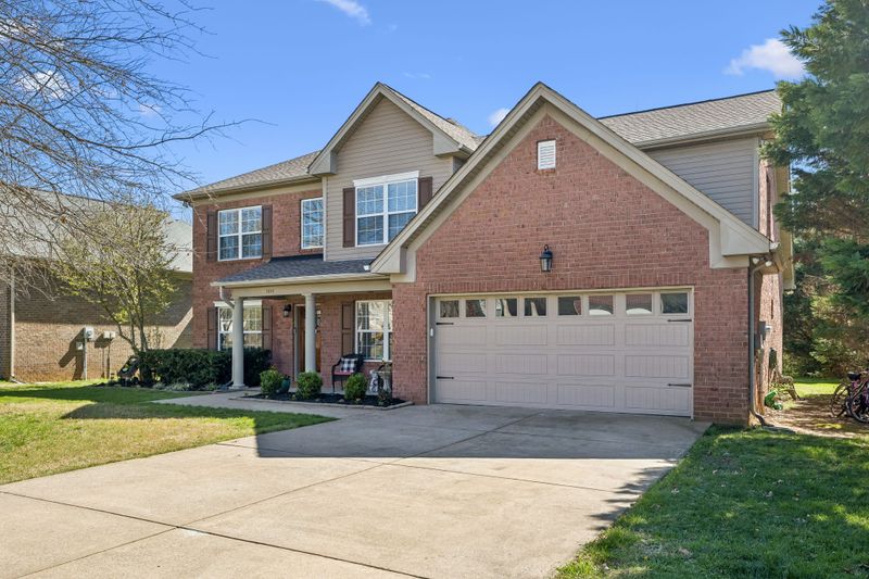 5014 Saint Ives Dr, Murfreesboro, TN 37128