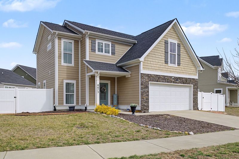 8673 Lawson Dr, Antioch, TN 37013