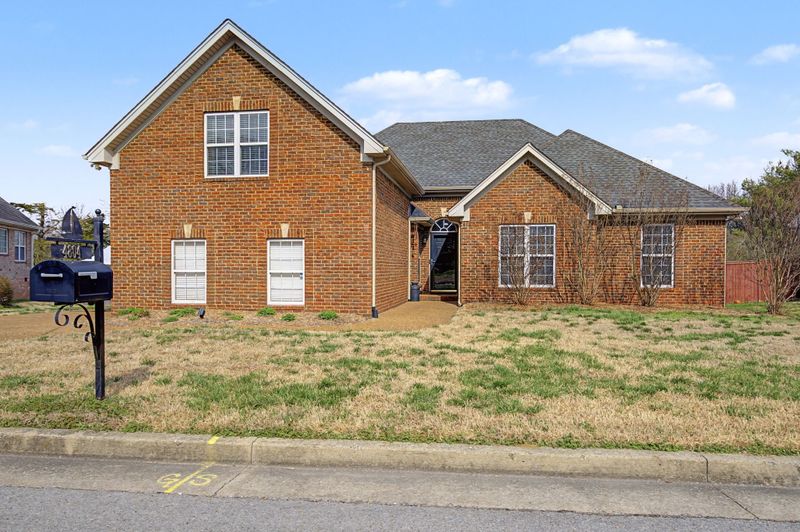 4804 Mara Vi, Hermitage, TN 37076