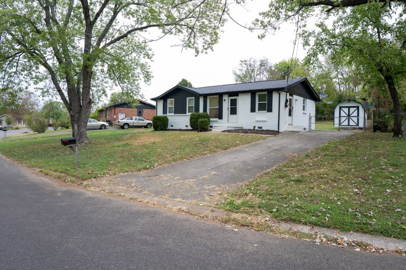 278 Becklea Dr, Madison, TN 37115